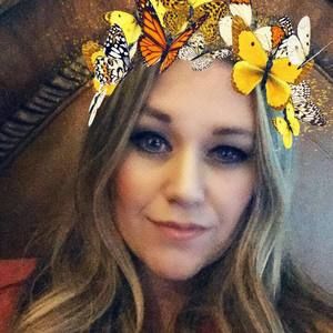 Meet your Posher, Alisa